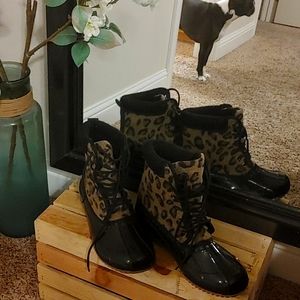 Leopard print duck boots